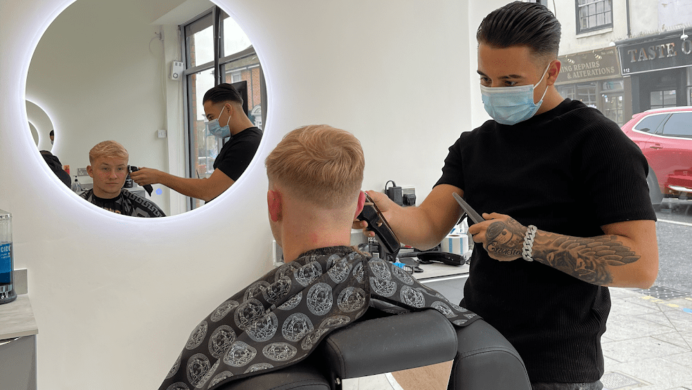 DLN BARBERS BRENTWOOD